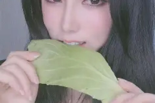 又曝4大瓜！因情伤割腕、知名女星退圈、减肥进急诊 黄晓明最意外